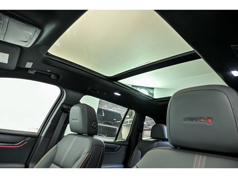 New 2026 GMC Acadia AT4 w/ Luxury Package AWD/4WD image 9