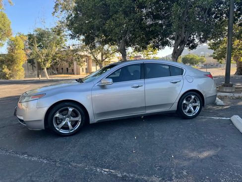 Used 2010 Acura TL w/ Technology Package FWD image 14