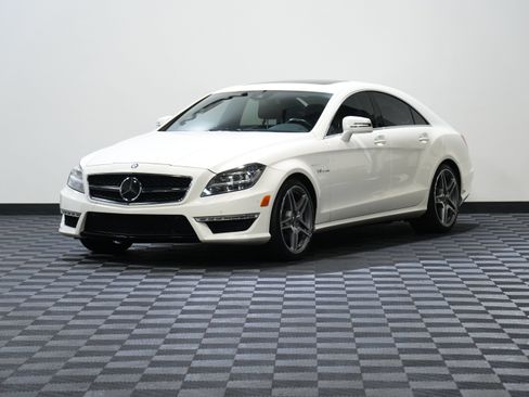 Used 2013 Mercedes-Benz CLS 63 AMG image 3