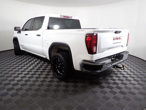 Used 2023 GMC Sierra 1500 Pro w/ Pro Value Package image 10