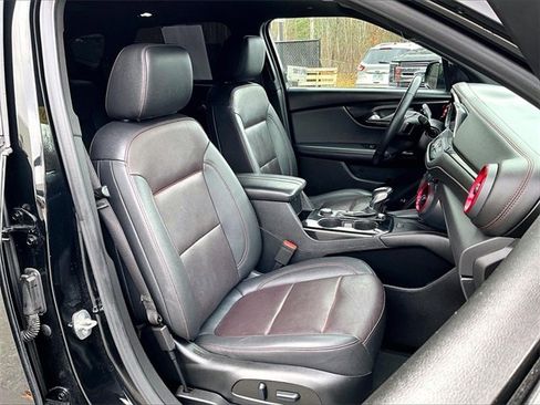 Used 2022 Chevrolet Blazer RS w/ Enhanced Convenience Package image 7
