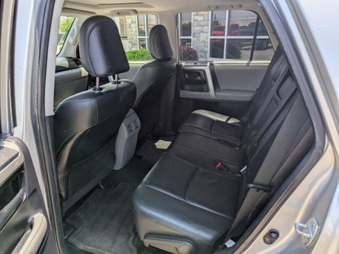 Used 2012 Toyota 4Runner SR5 w/ Premium Pkg w/3rd Row Seat AWD/4WD image 24