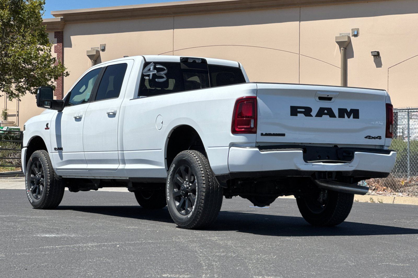 New 2026 RAM 2500 Laramie w/ Night Edition AWD/4WD image 5