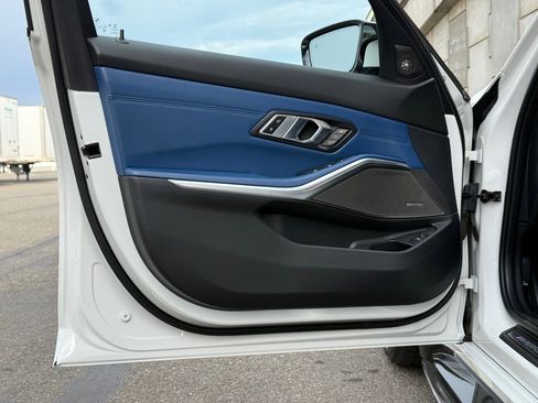 Used 2022 BMW M3 RWD image 18