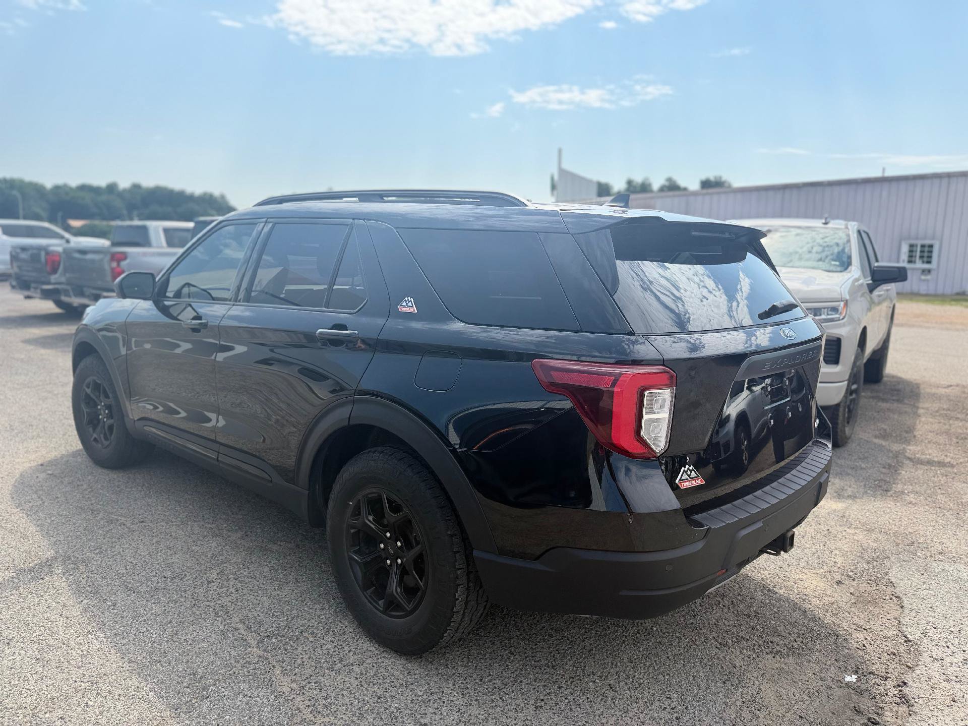 Used 2023 Ford Explorer Timberline w/ Timberline Technology Package AWD/4WD image 4