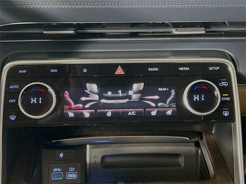 Used 2023 Genesis GV80 2.5T w/ Prestige Package image 22