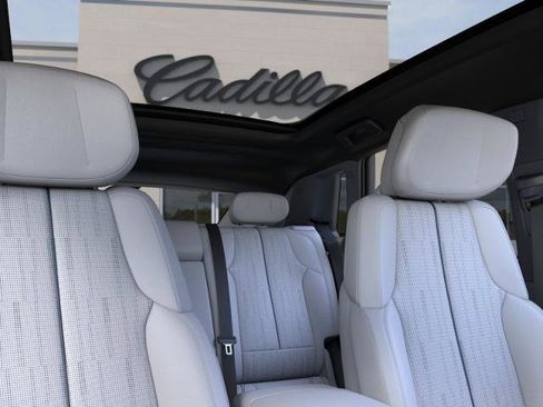 New 2026 Cadillac Lyriq Luxury w/ LPO, Floor Liner Package AWD/4WD image 24