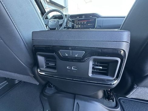 New 2026 GMC Sierra 2500 AT4 w/ AT4 Premium Plus Package image 33