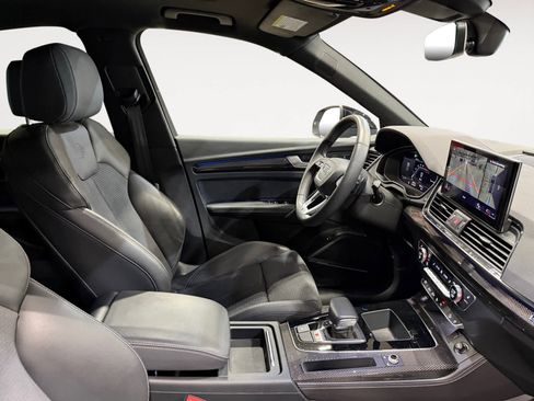 Used 2022 Audi SQ5 Prestige image 16