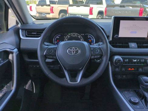 Certified 2023 Toyota RAV4 XLE w/ Convenience Package image 15