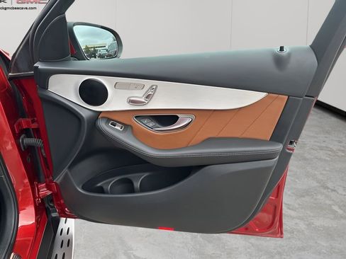 Used 2022 Mercedes-Benz GLC 300 image 13