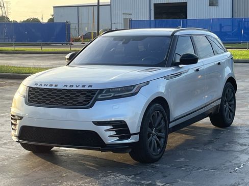 Used 2018 Land Rover Range Rover Velar R-Dynamic SE AWD/4WD image 5