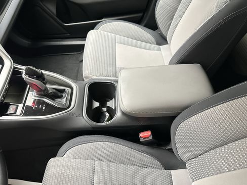 Used 2024 Subaru Outback Premium image 35