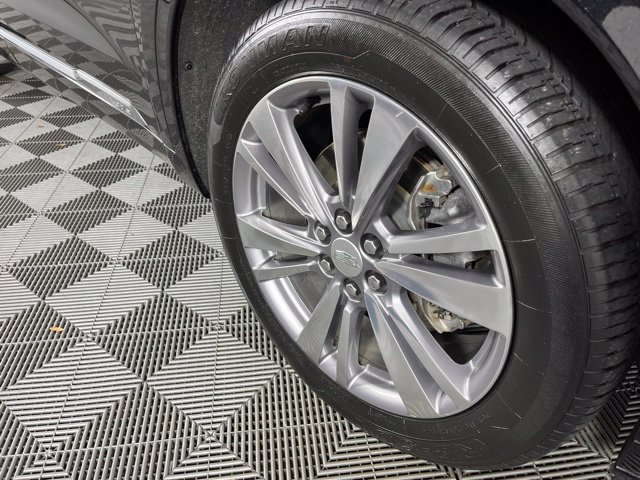 Used 2023 Cadillac XT6 Premium Luxury FWD image 16