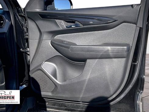 Used 2025 Chevrolet TrailBlazer LT image 23