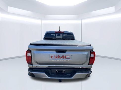 Used 2023 GMC Canyon AT4 AWD/4WD image 11
