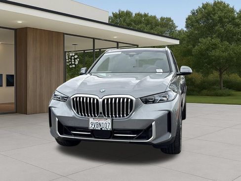 Used 2026 BMW X5 sDrive40i w/ Premium Package RWD image 3