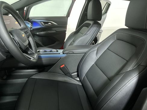 New 2026 Chevrolet Equinox EV LT image 74