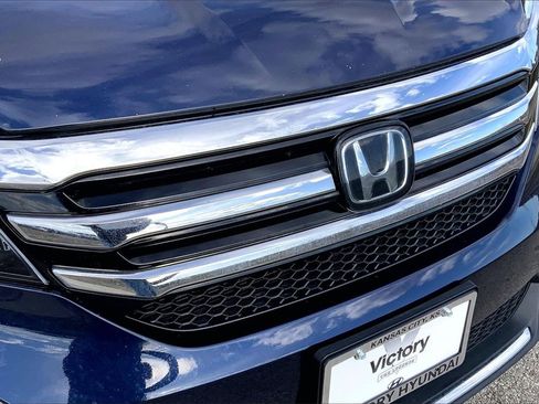 Used 2017 Honda Pilot Touring image 25