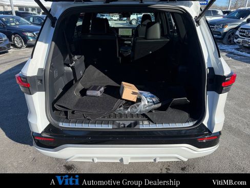 Used 2026 Lexus TX 500h 500h F SPORT Performance Premi image 23