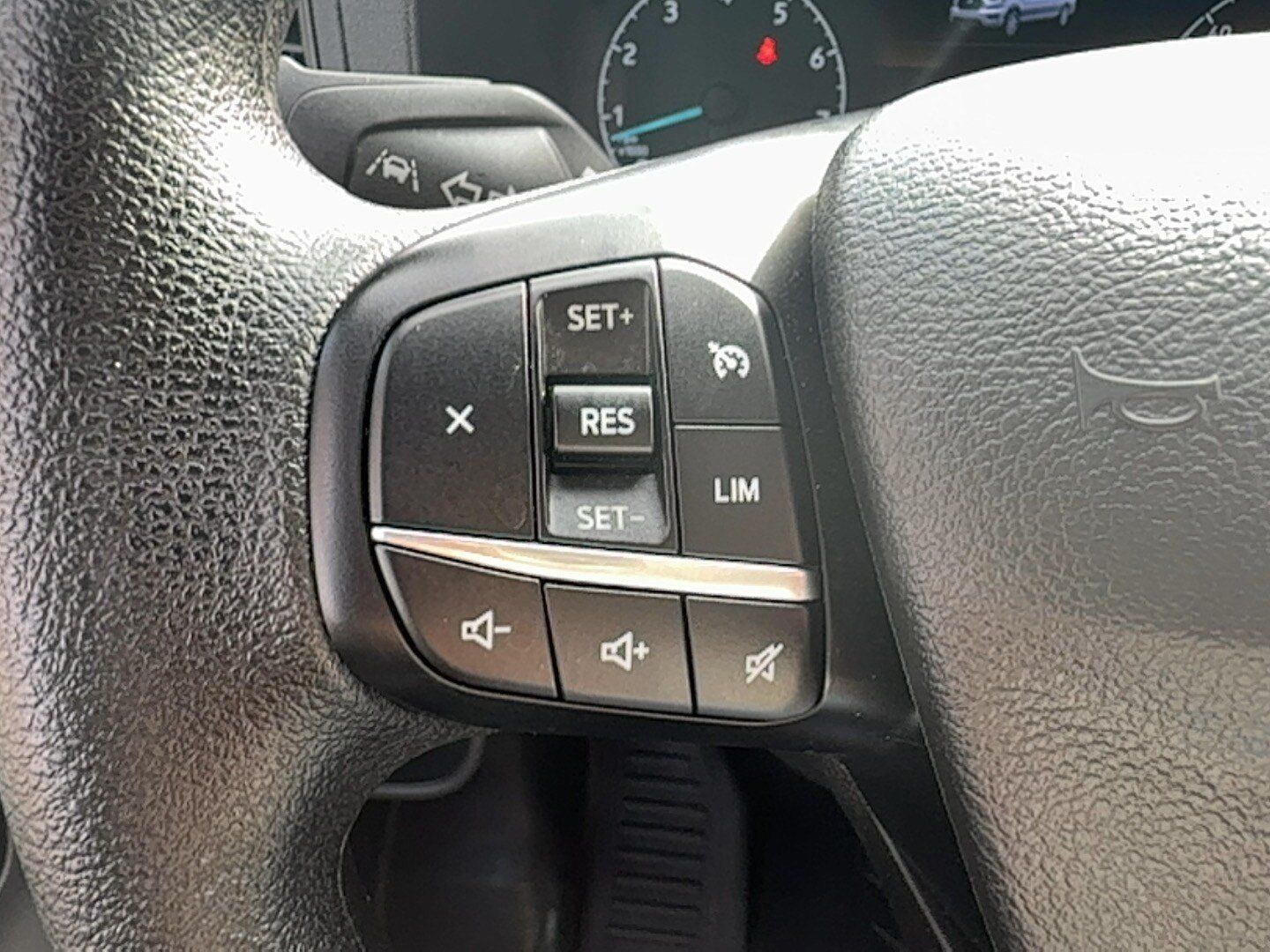 Used 2024 Ford Transit 250 148 Medium Roof w/ Load Area Protection Package RWD image 24