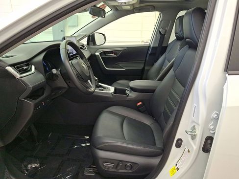 Certified 2023 Toyota RAV4 XLE Premium image 11
