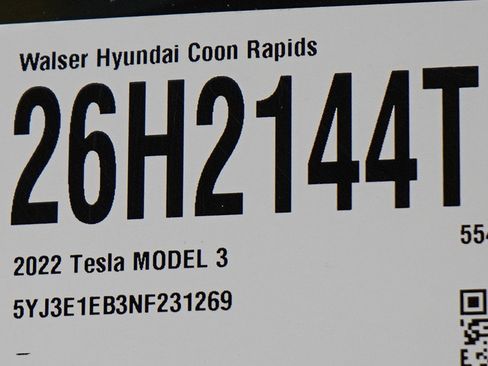 Used 2022 Tesla Model 3 Long Range AWD/4WD image 25