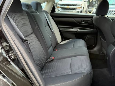 Used 2017 Nissan Altima 2.5 S w/ Power Driver Seat Package FWD image 16