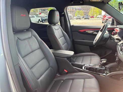 Used 2025 Chevrolet TrailBlazer RS w/ Driver Confidence Package FWD image 28