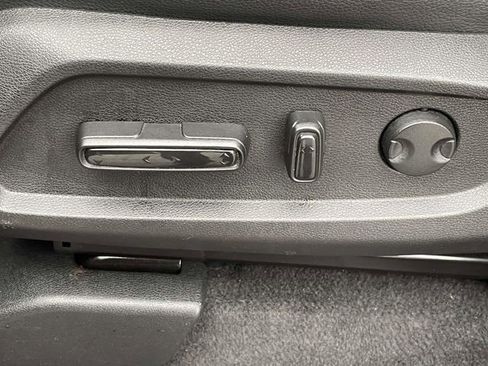 Used 2025 Honda Pilot Touring image 31