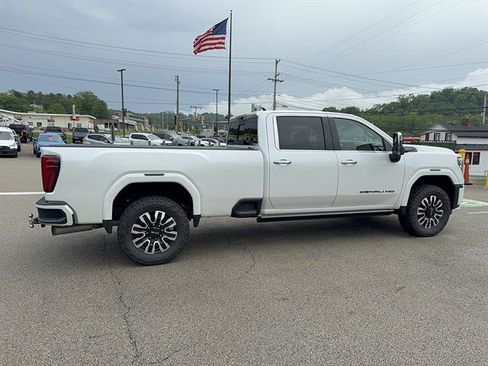 Used 2025 GMC Sierra 3500 Denali Ultimate AWD/4WD image 5