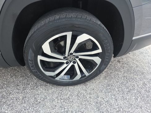 Used 2023 Volkswagen Atlas Cross Sport SEL AWD/4WD image 11