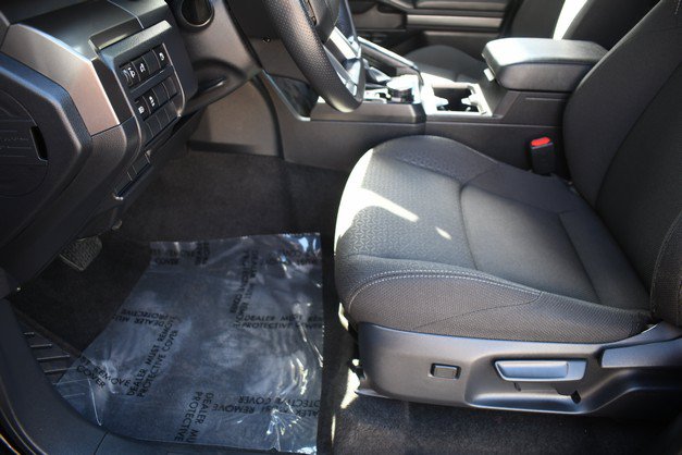 Certified 2025 Toyota 4Runner SR5 AWD/4WD image 15