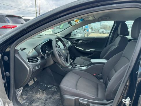 Used 2023 Chevrolet Malibu LS FWD image 8
