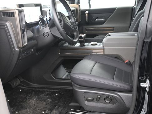 Used 2025 GMC Hummer EV 2X AWD/4WD image 10
