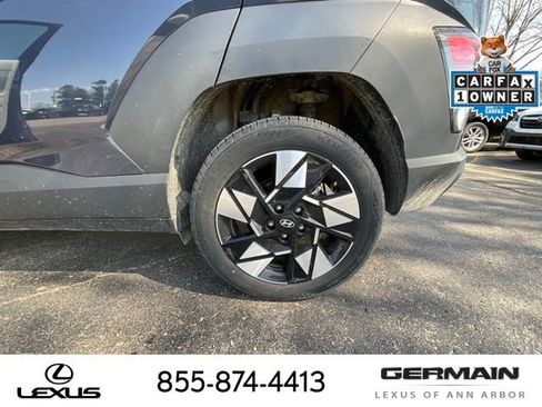 Used 2025 Hyundai Kona SEL AWD/4WD image 25