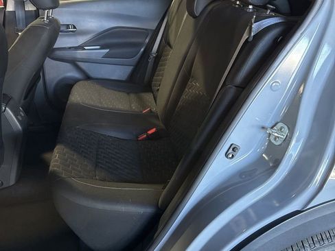 Used 2021 Nissan Kicks SV image 19