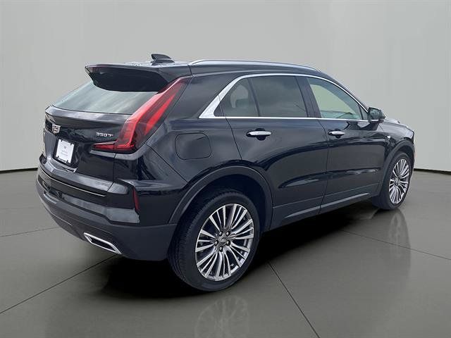 Certified 2024 Cadillac XT4 Premium Luxury AWD/4WD image 5
