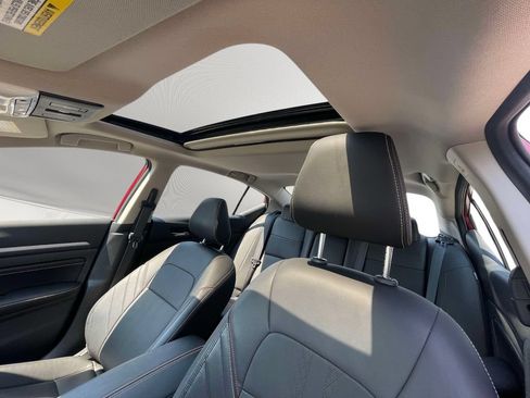 Used 2023 Nissan Altima 2.5 SR w/ SR Premium Package FWD image 16
