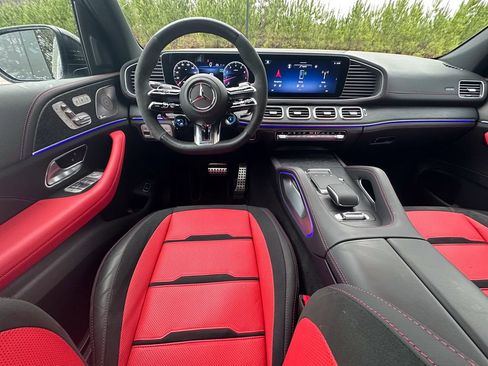 Certified 2025 Mercedes-Benz GLE 53 AMG GLE 53 AMG image 2