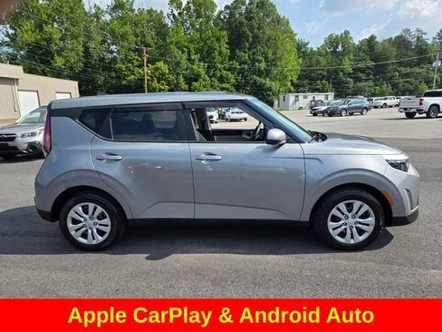 Used 2024 Kia Soul LX FWD image 10