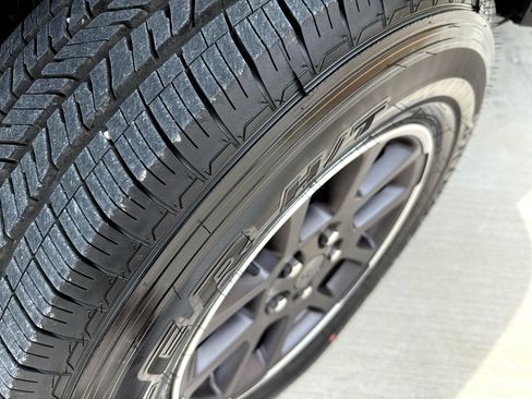 Used 2021 Jeep Gladiator Overland w/ Popular Equipment Package image 42