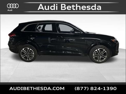 Certified 2025 Audi Q5 Premium w/ Convenience Package AWD/4WD image 8
