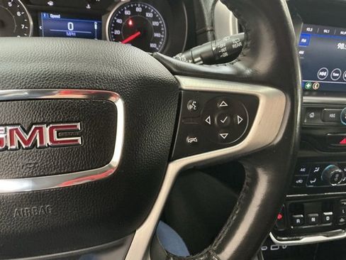 Used 2020 GMC Terrain SLE w/ Driver Convenience Package image 27