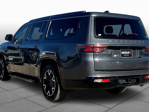 Used 2023 Jeep Wagoneer L Series III image 10