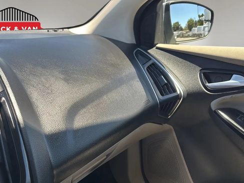 Used 2013 Ford Focus Electric Hatchback FWD image 48