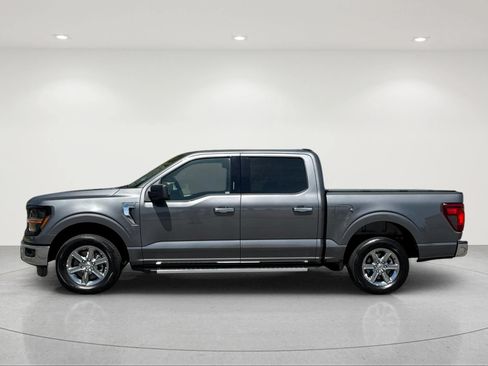 Used 2024 Ford F150 XLT RWD image 3