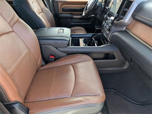 Used 2022 RAM 3500 Limited image 28