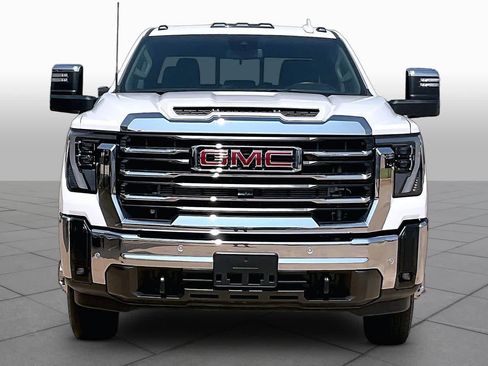 Used 2024 GMC Sierra 3500 SLT w/ SLT Premium Package AWD/4WD image 3