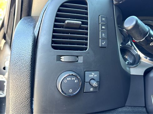 Used 2013 GMC Sierra 1500 SLE image 10